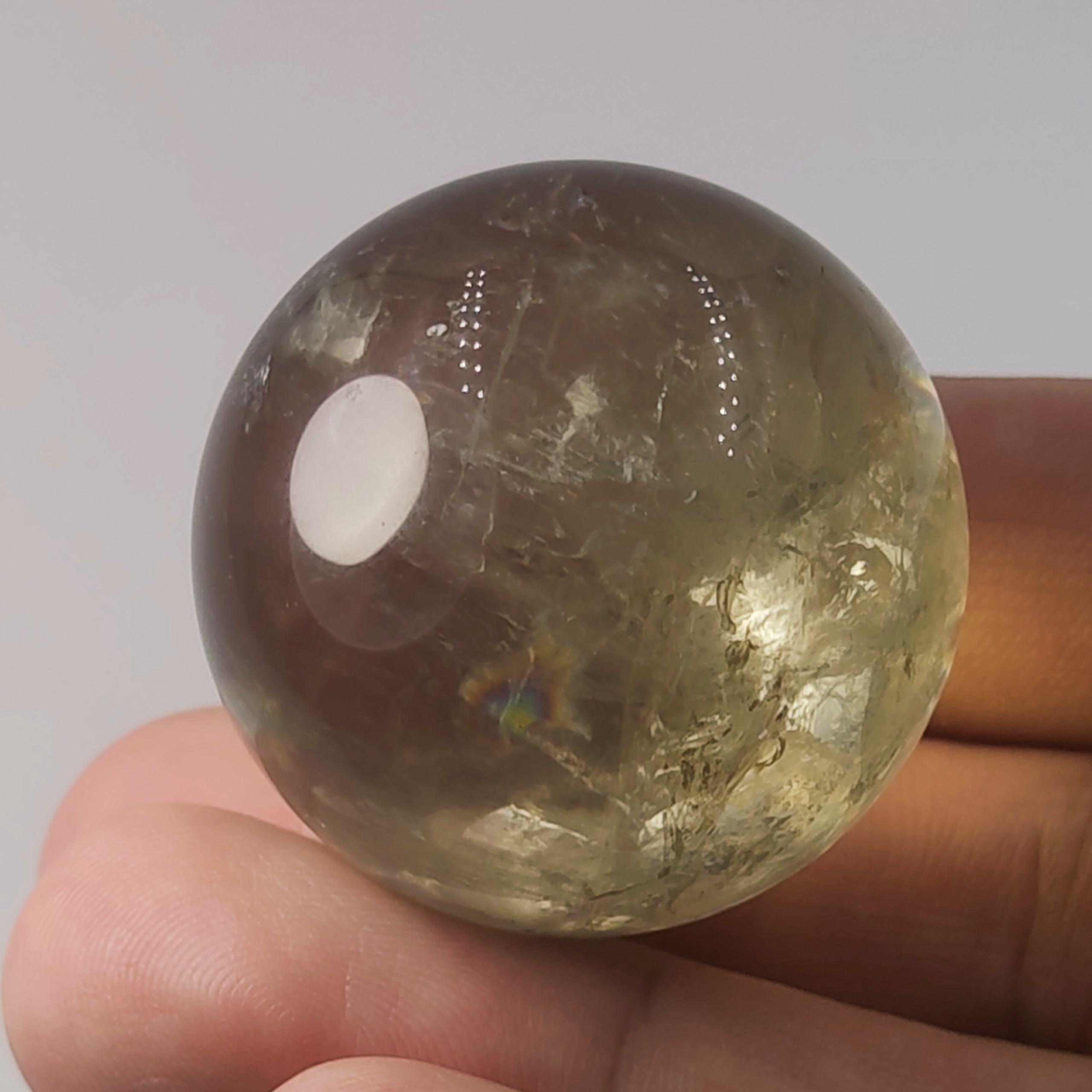 گوی سنگ کوارتز دودی معدنی و طبیعی کشور برزیل