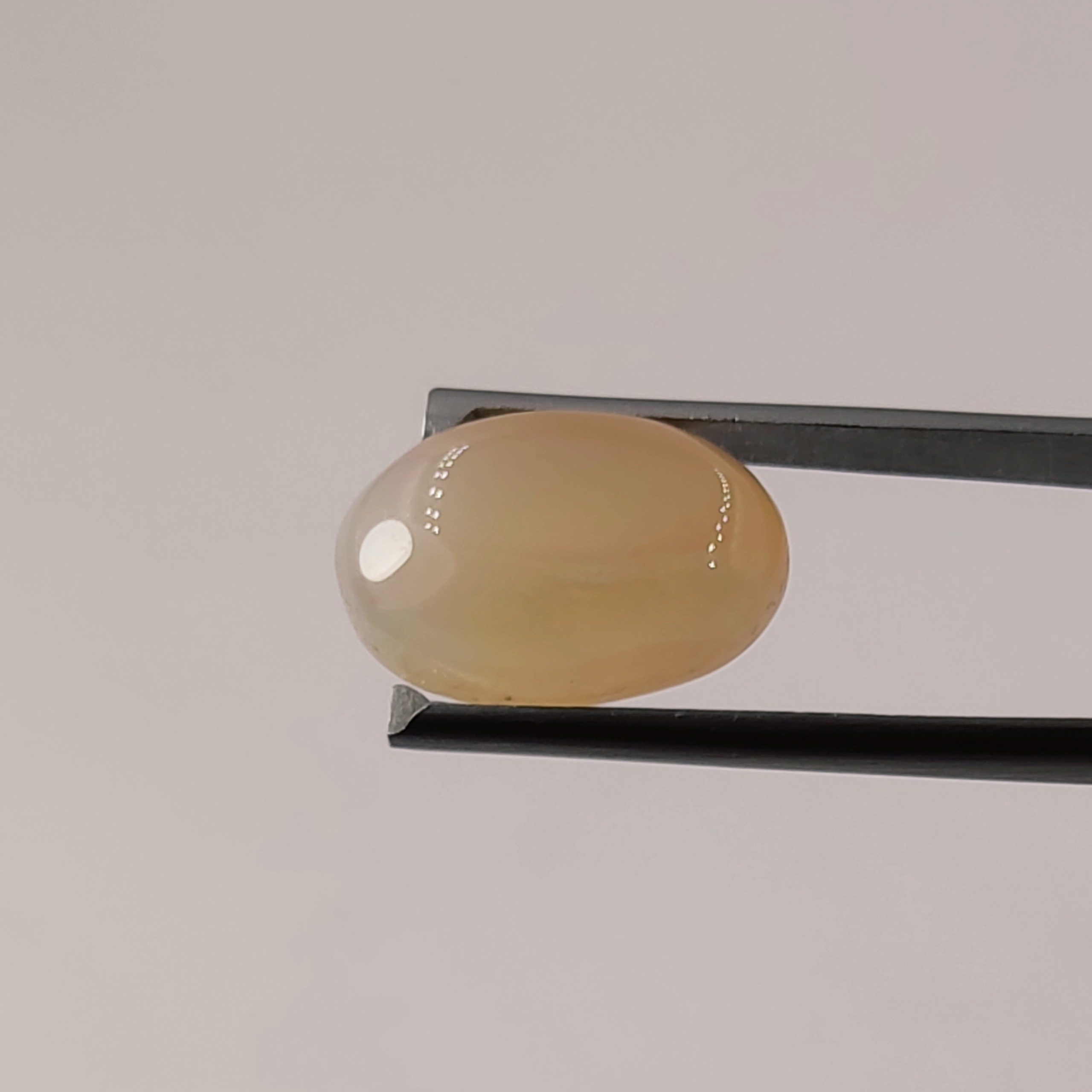 نگین سنگ عقیق حلیبی معدنی و طبیعی