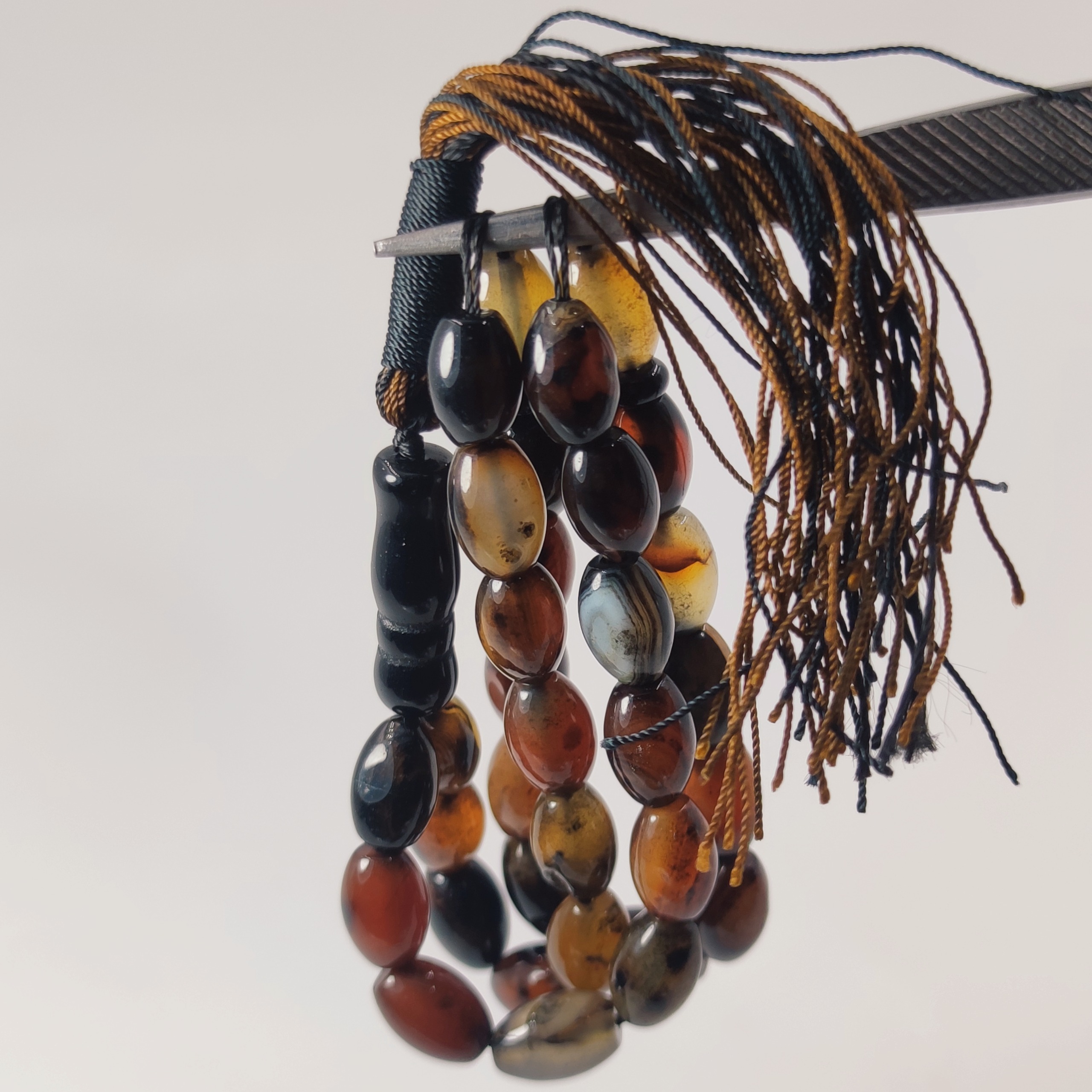 تسبیح سنگ عقیق سلیمانی معدنی و طبیعی