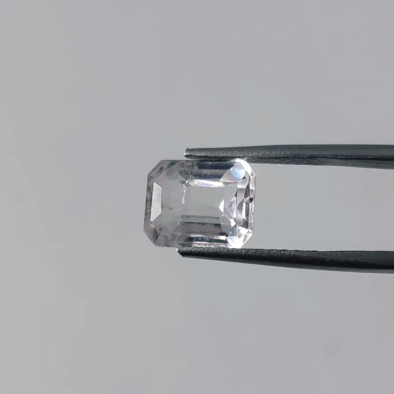 نگین سنگ کونزیت یا کنزایت معدنی کشور افغانستان