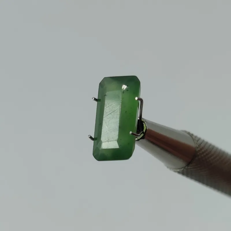 نگین سنگ سرپانتین معدنی و طبیعی کشور اتریش