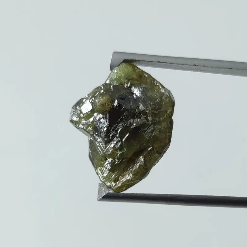 راف سنگ گارنت گروسولار و آندرادیت معدنی و طبیعی