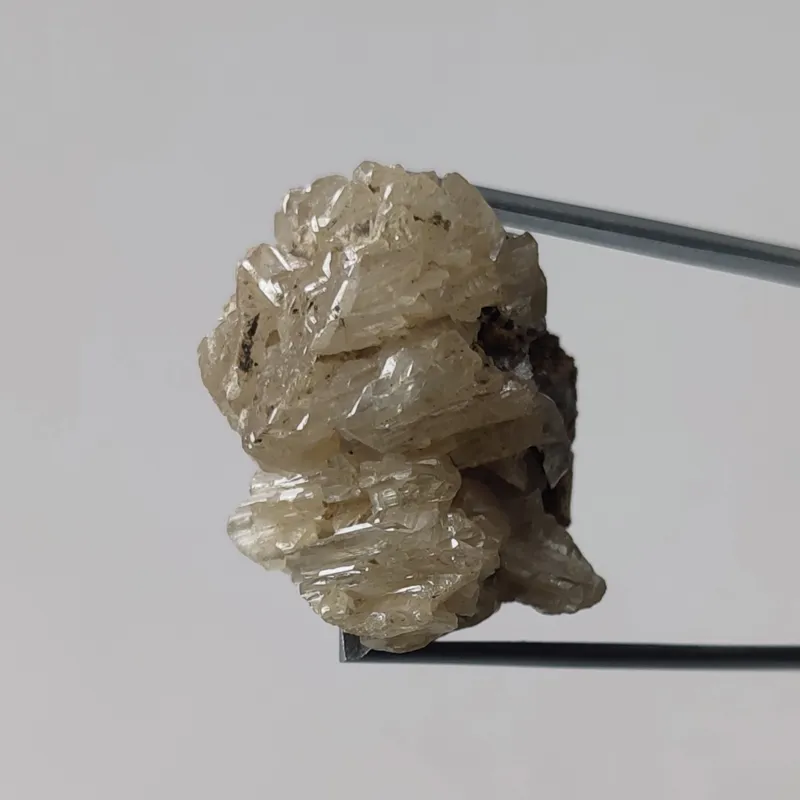 راف سنگ سروزیت غیر داربستی معدنی و طبیعی