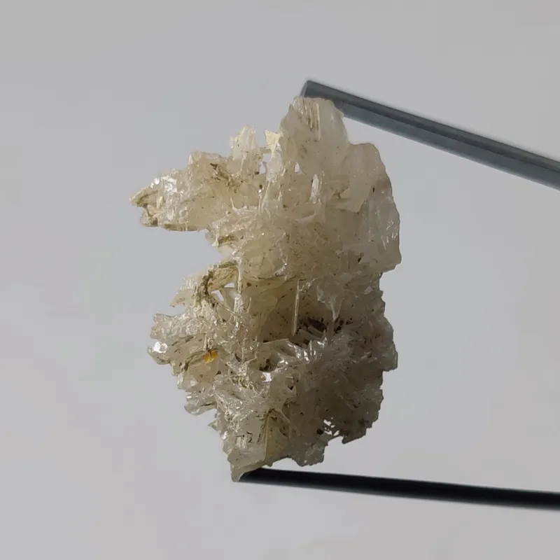 راف سنگ سروزیت نیمه داربستی معدنی و طبیعی