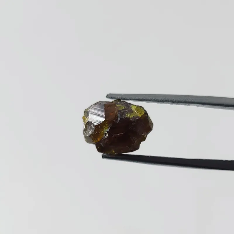 راف سنگ گارنت گروسولار و آندرادیت معدنی و طبیعی