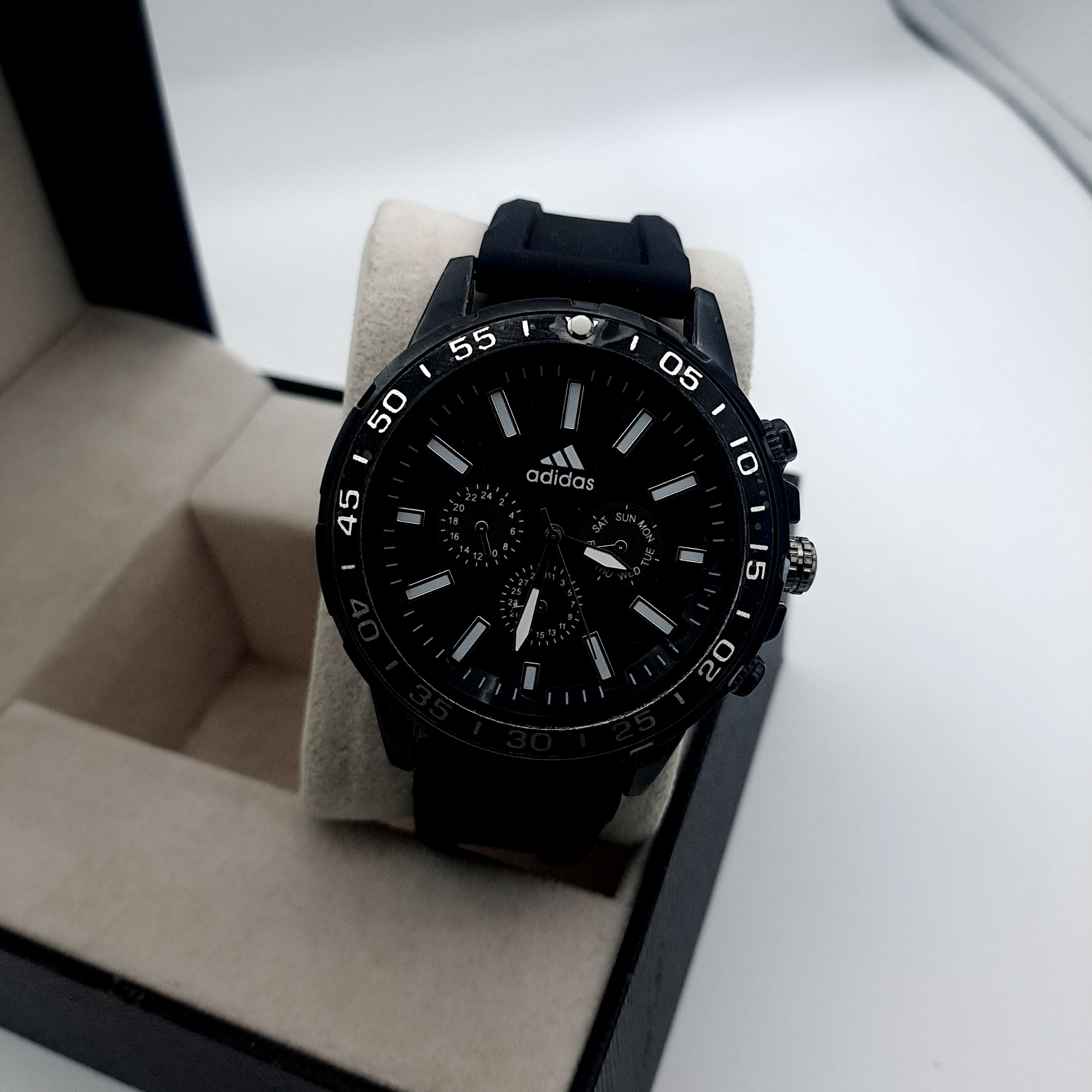 ساعت آدیداس طرح سه متور بند پیو