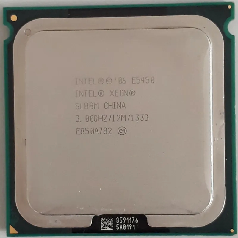 پردازنده Intel Xeon E5450 با استیکر نصب شده