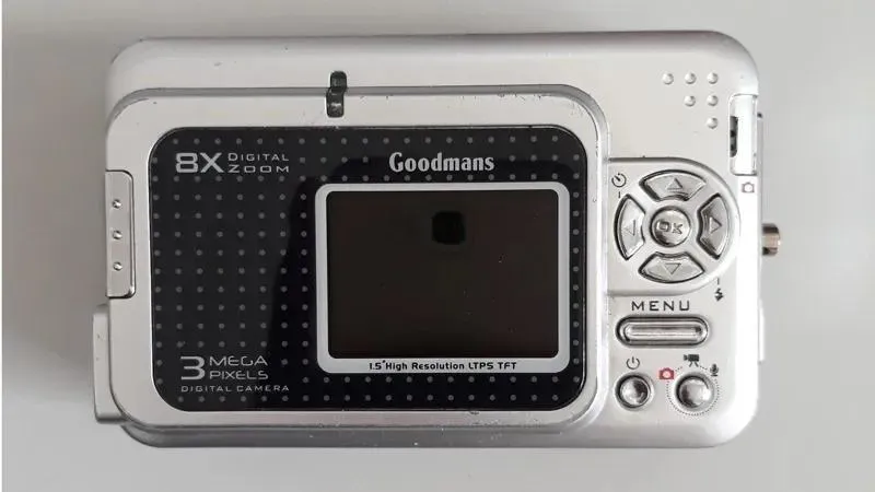 دوربین عکاسی Goodmans (توضیحات رو بخونین)