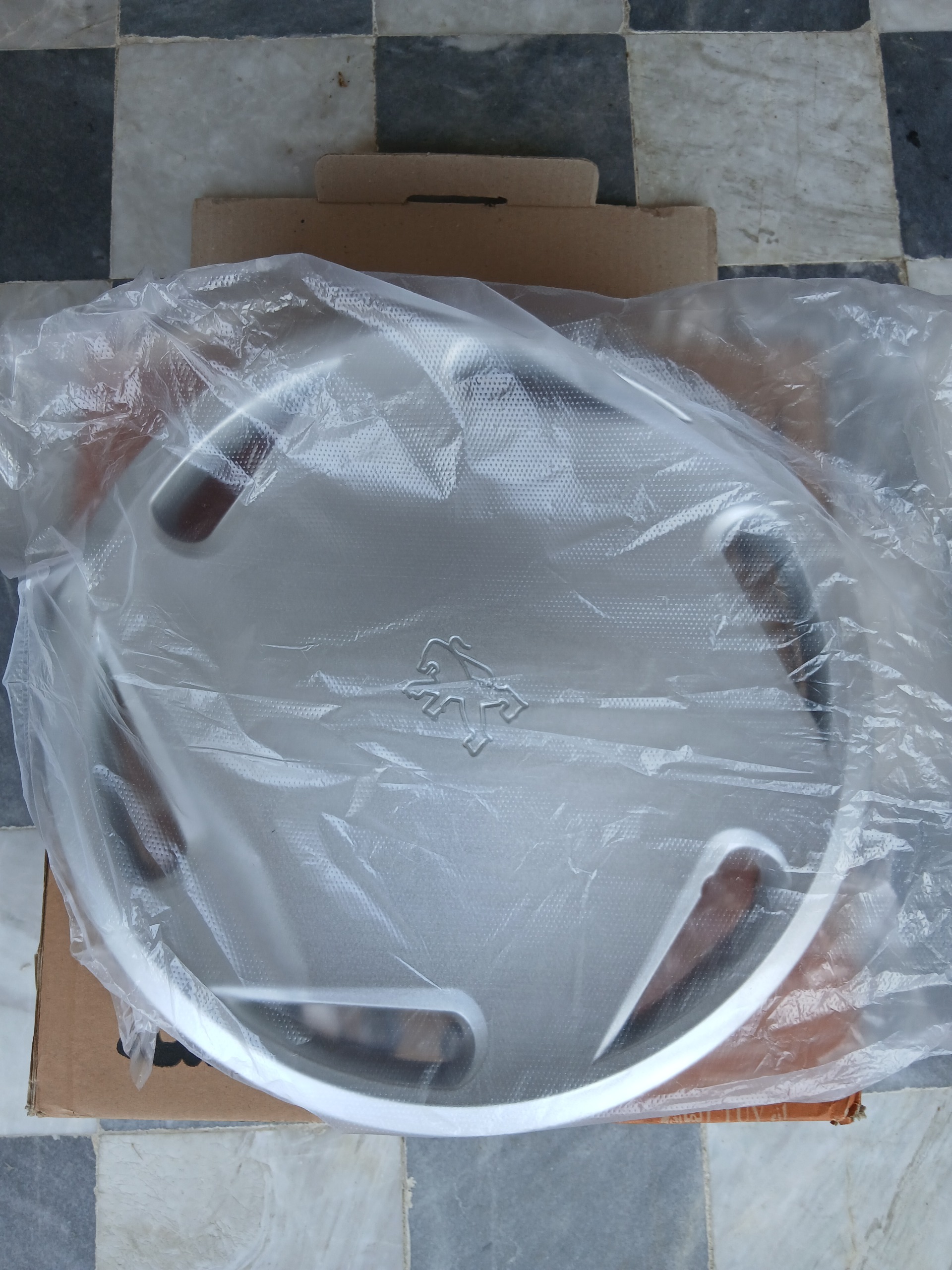 قالپاق پژو فرانسه "14