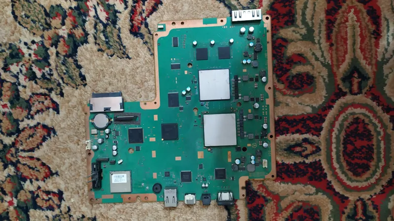 مادربرد معیوب پلی استیشن 3 اسلیم