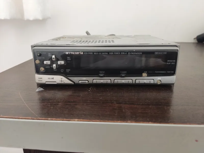 کاست کلکسیونی پایونیر کارزریا p400