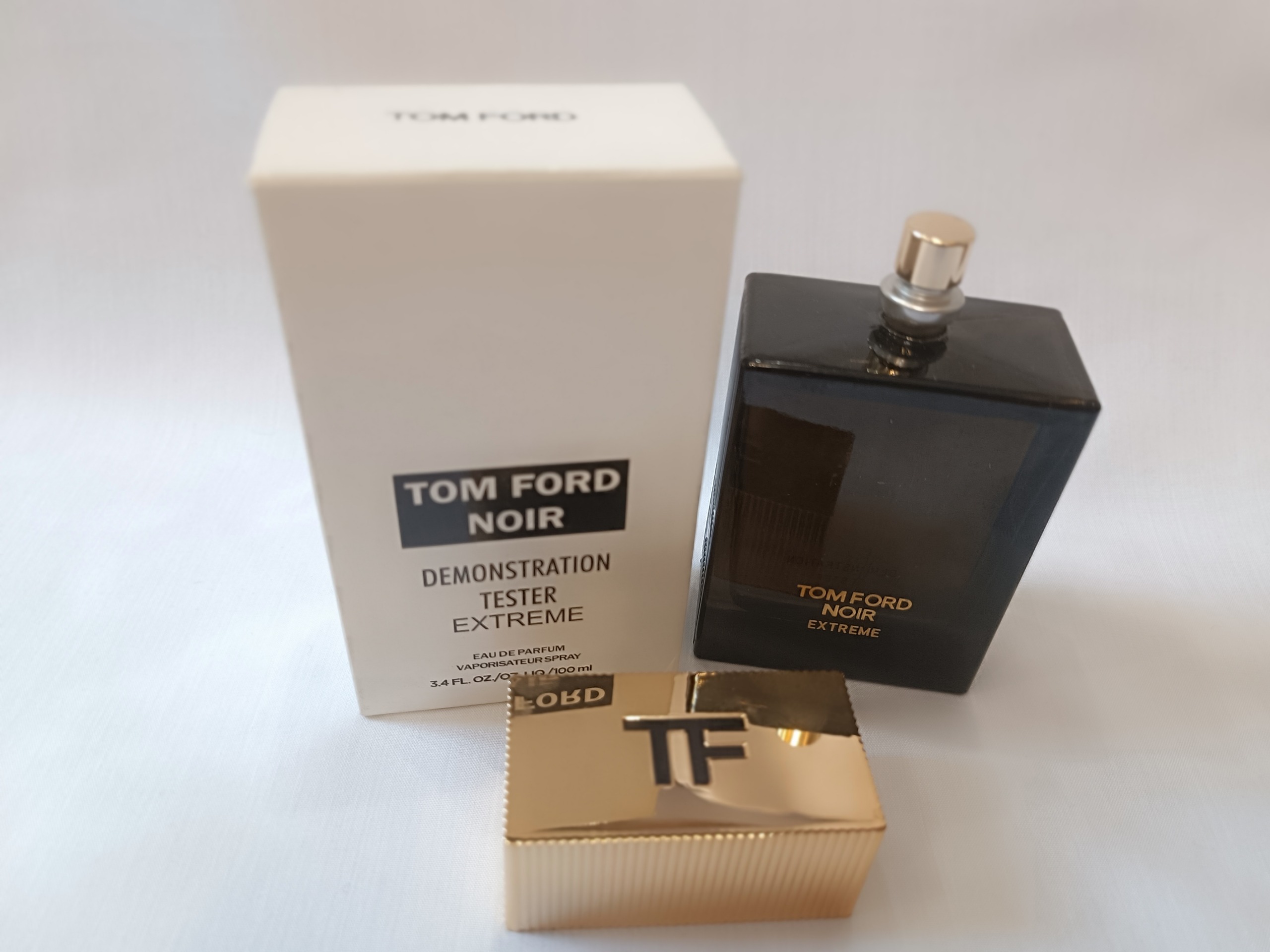 تستر ادکلن کم نظیر تام فورد نویر