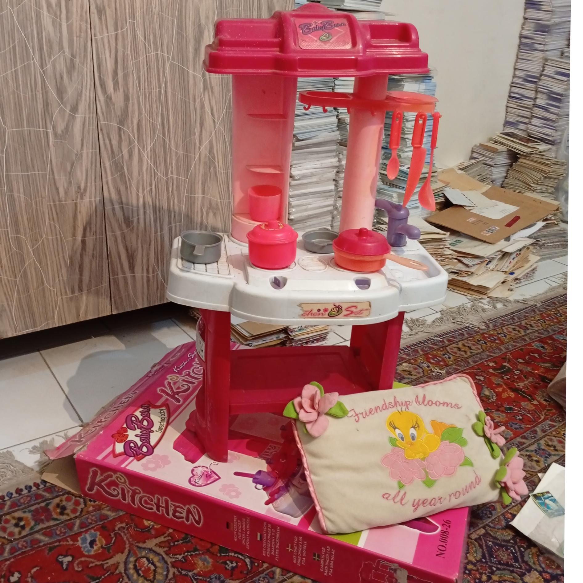 آشپز خانه اسباب بازی باجعبه ویک بالش