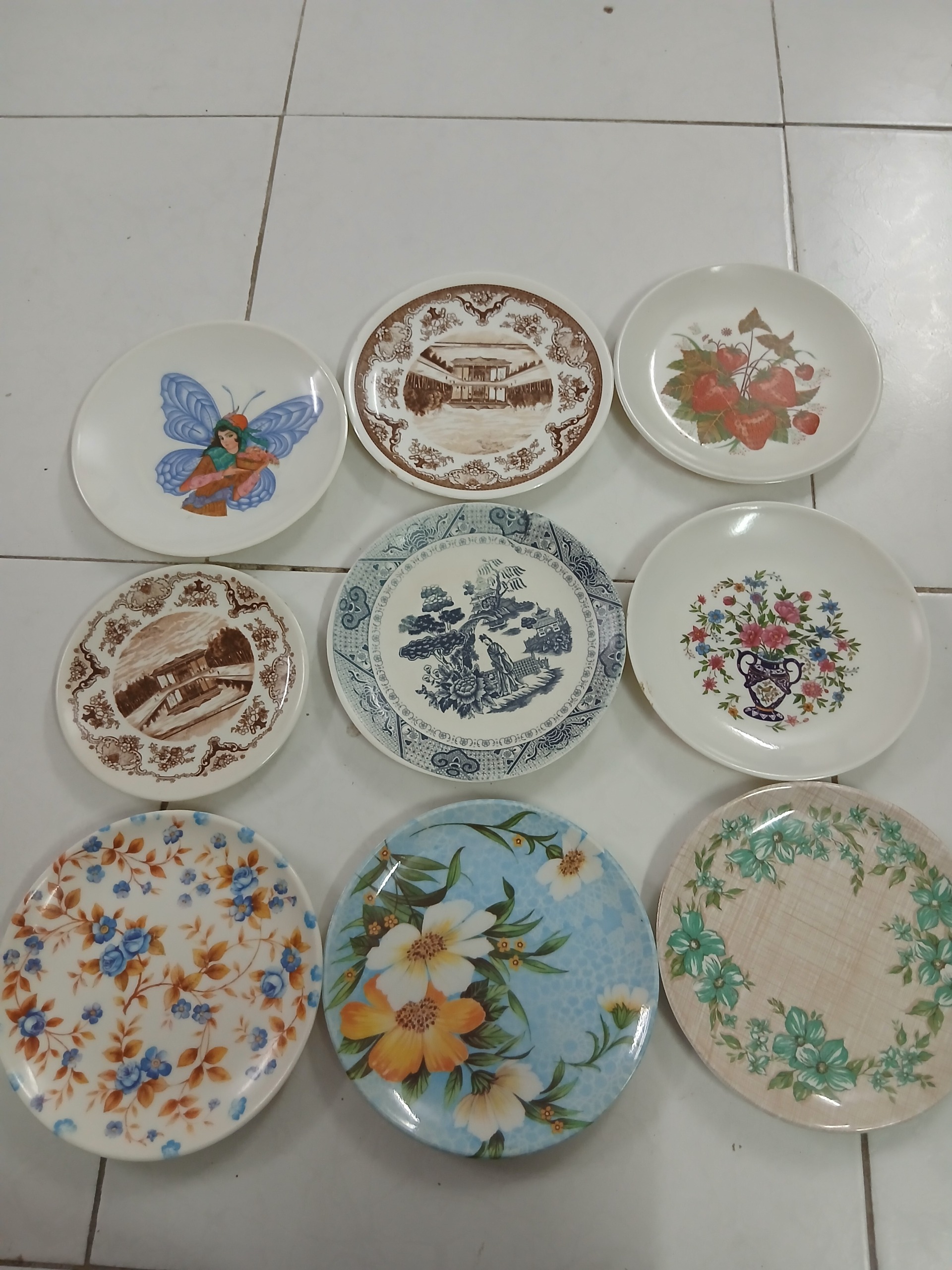بشقاب دیوارکوب ناب