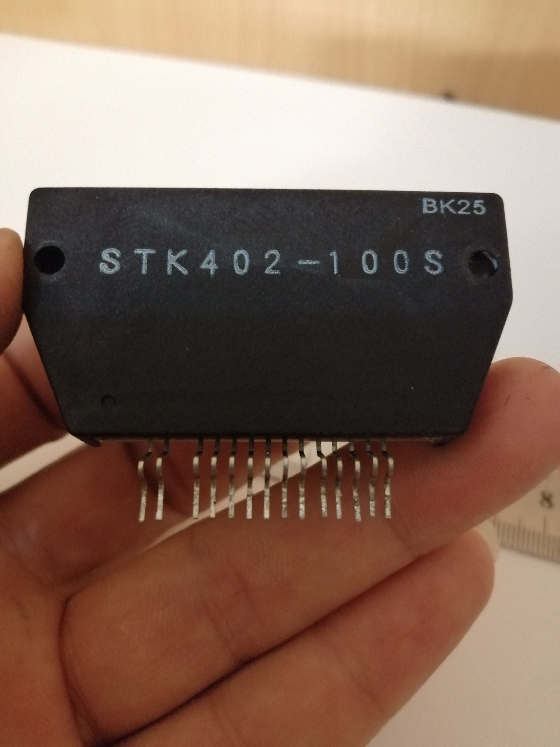 آیسی stk_402_100s اورجینال