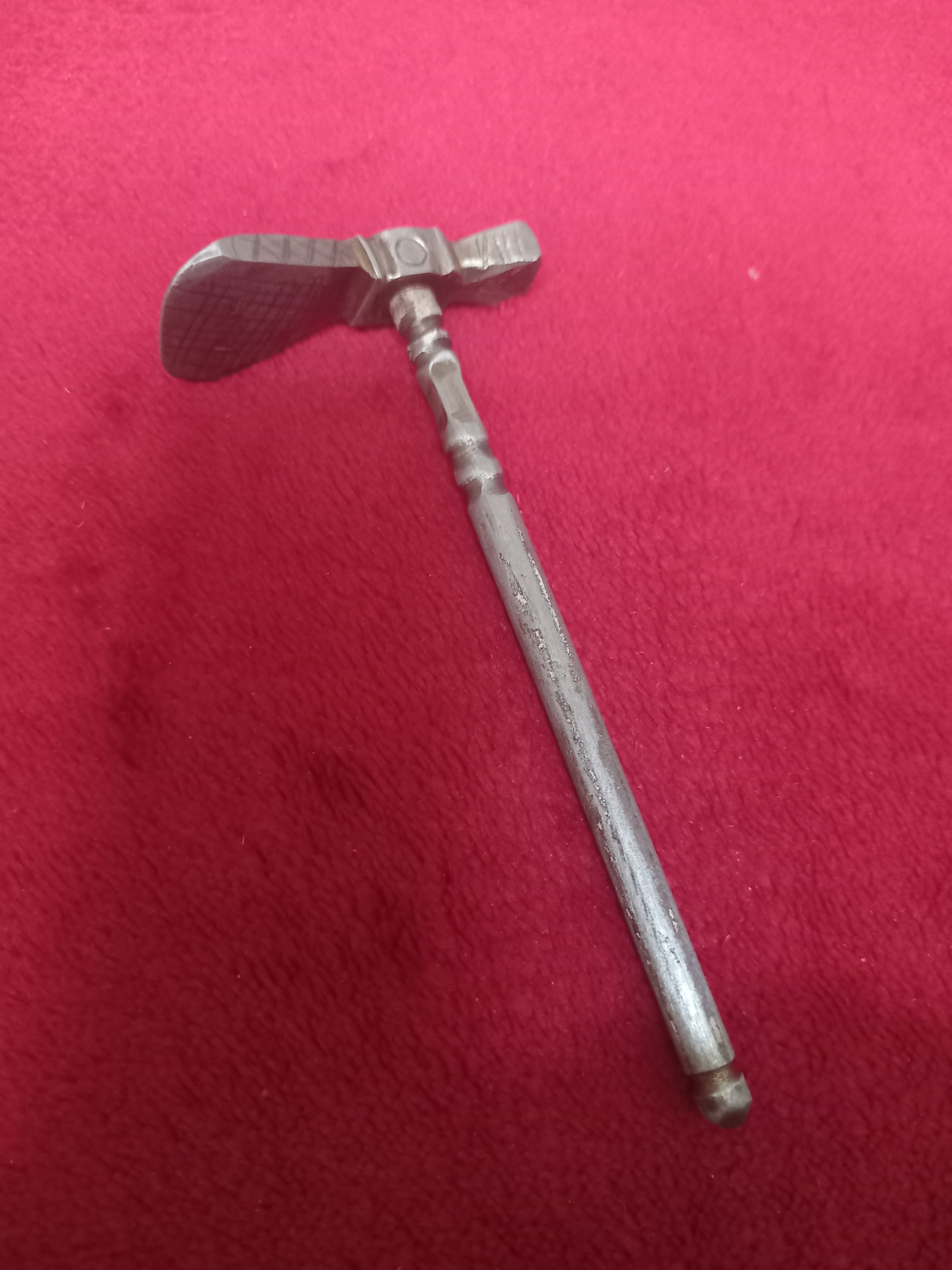 قند شکن فولادی