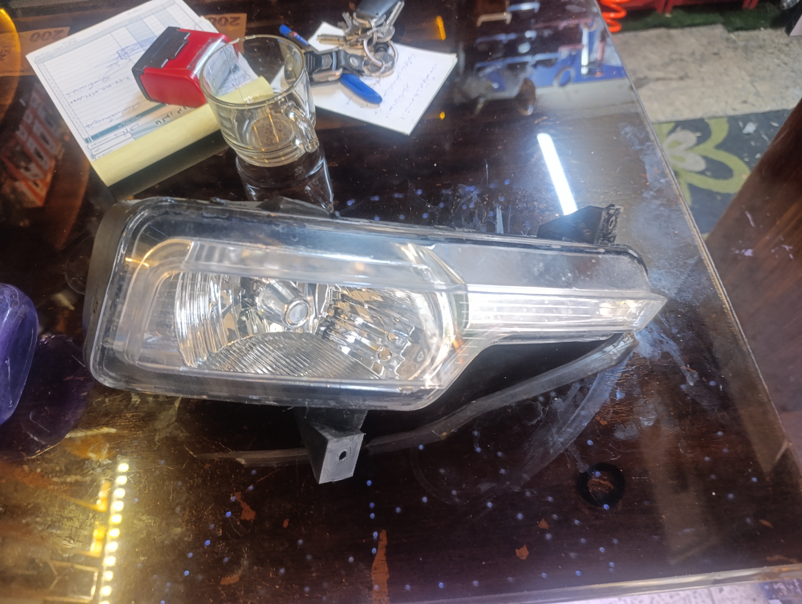 مه شکن دنا پلاس