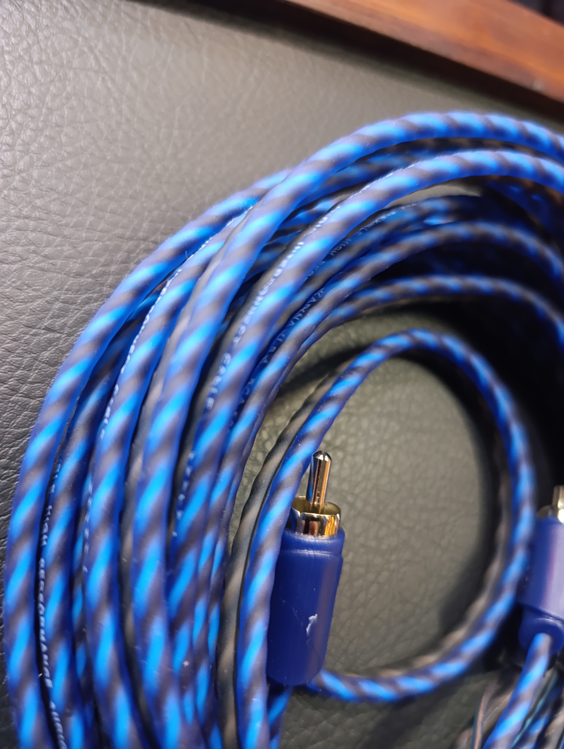 کابل آمپلی فایر اصل کارینا