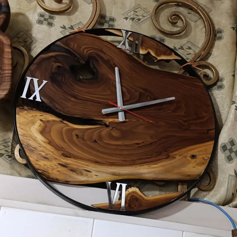 ساعت چوب اصل گردو مدلx2
