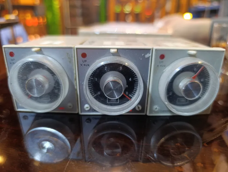 تایمر امرون ژاپنی استوک