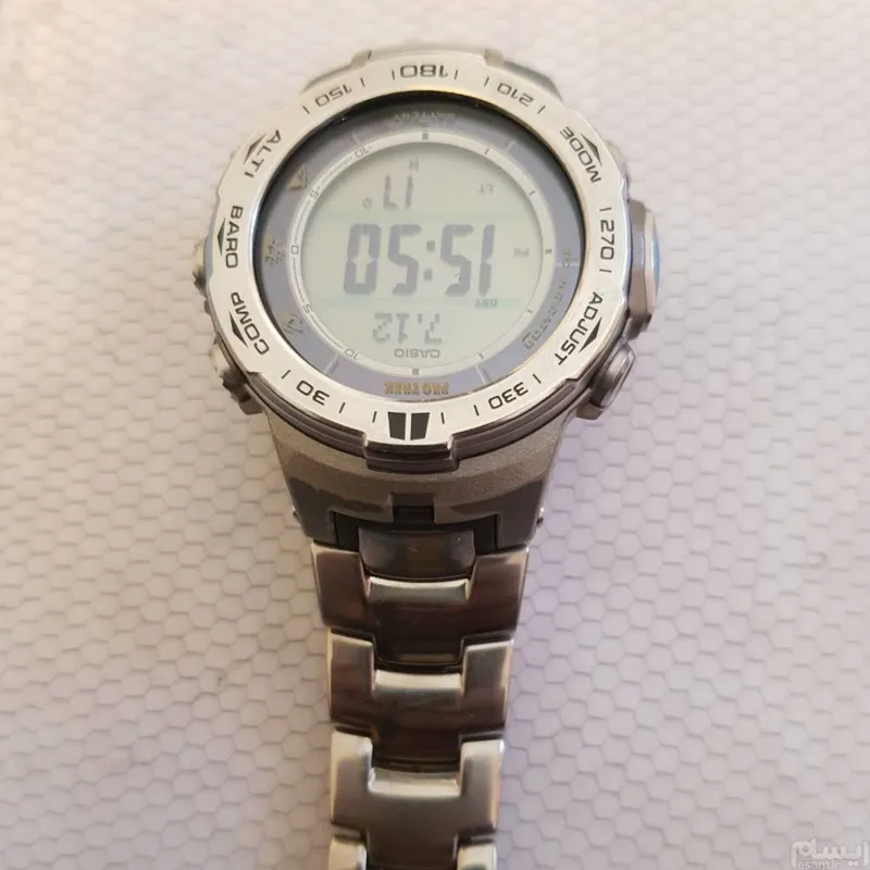 ساعت حرفه ای کوهنوردی