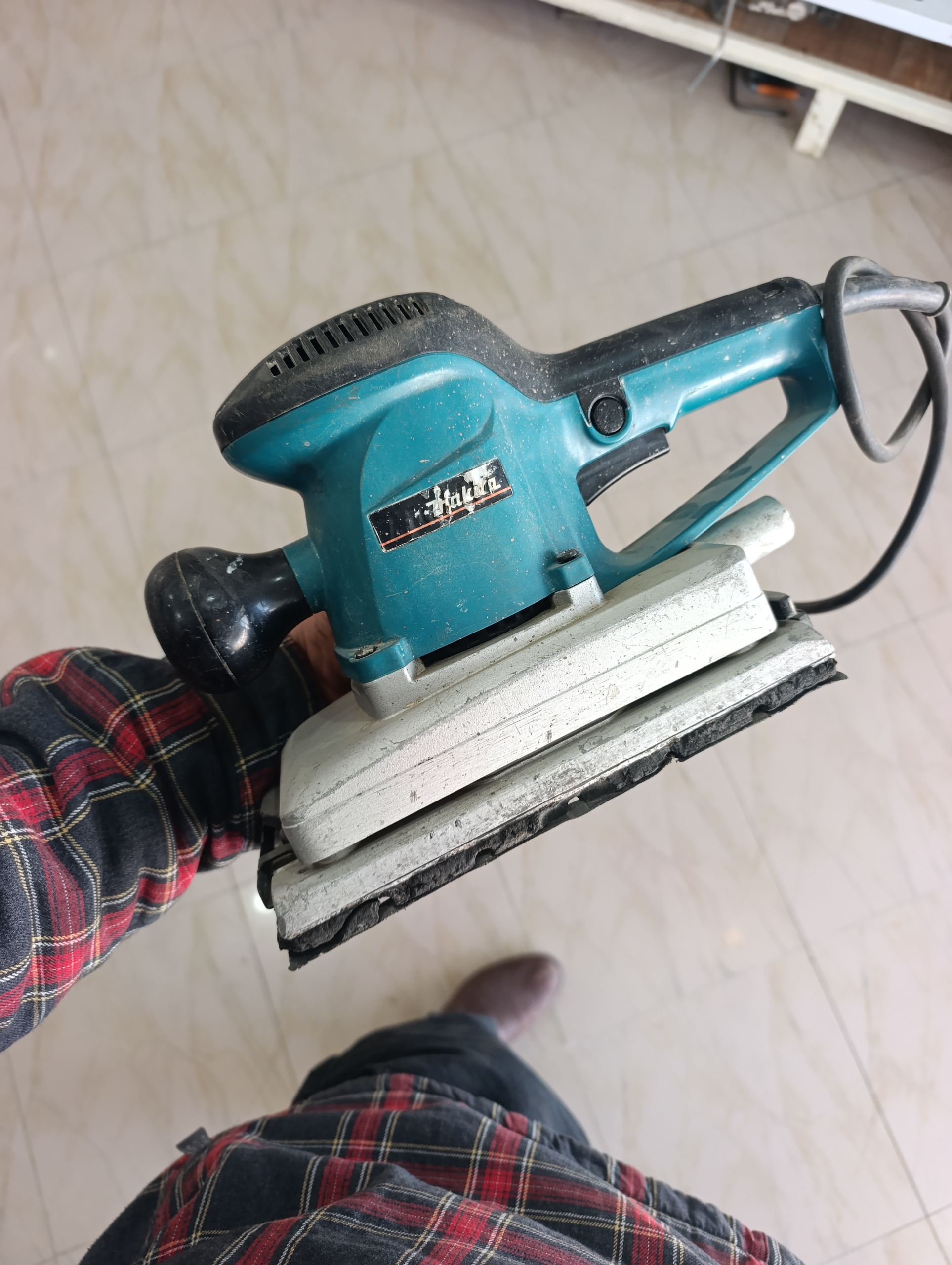 سنباده ماکیتا BO4900 استوک