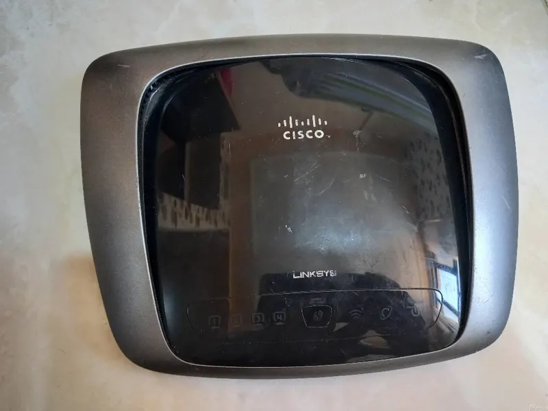 روتر سیسکو لینکسیس