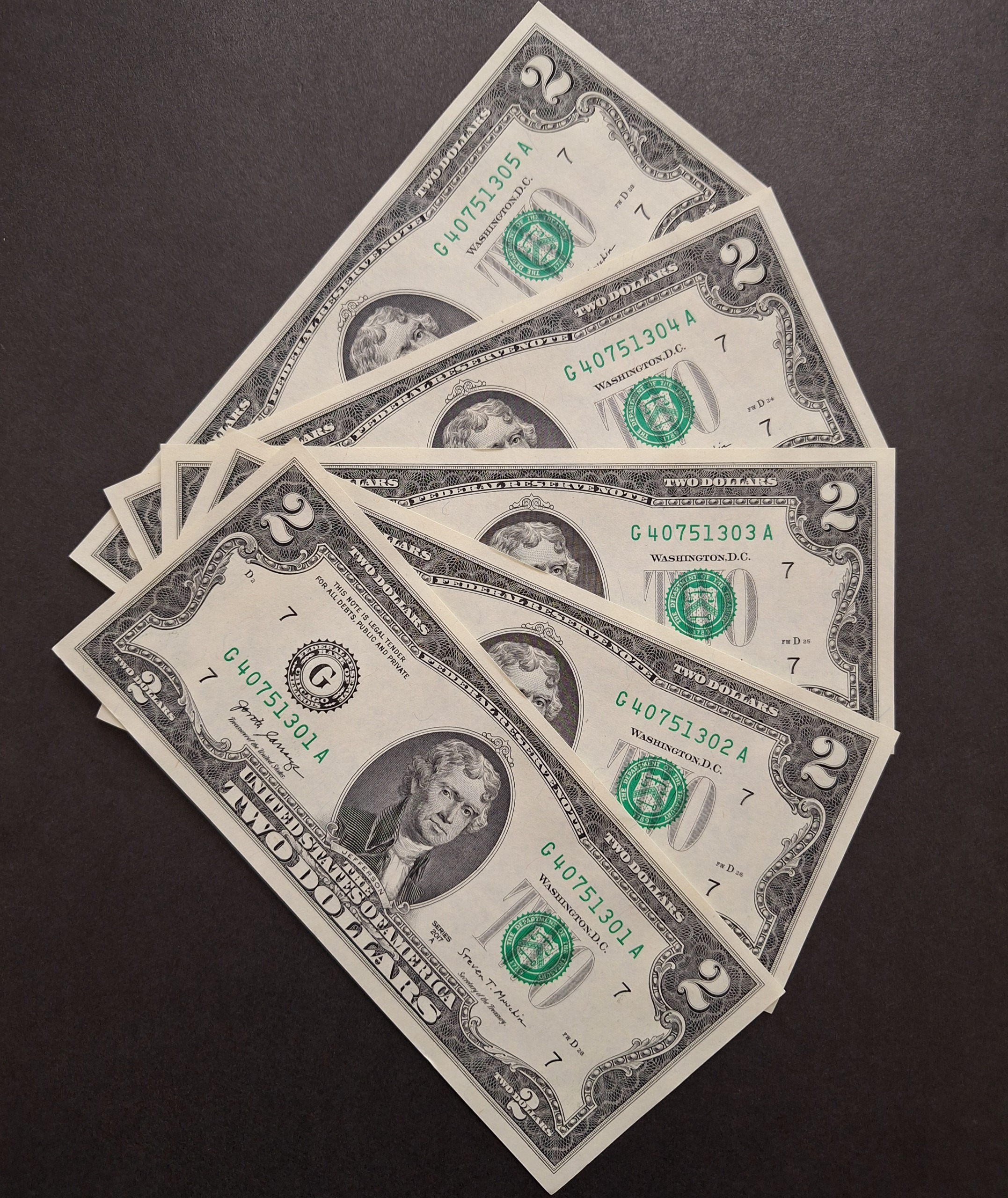 5 برگ 2 دلاری سریالی بانکی