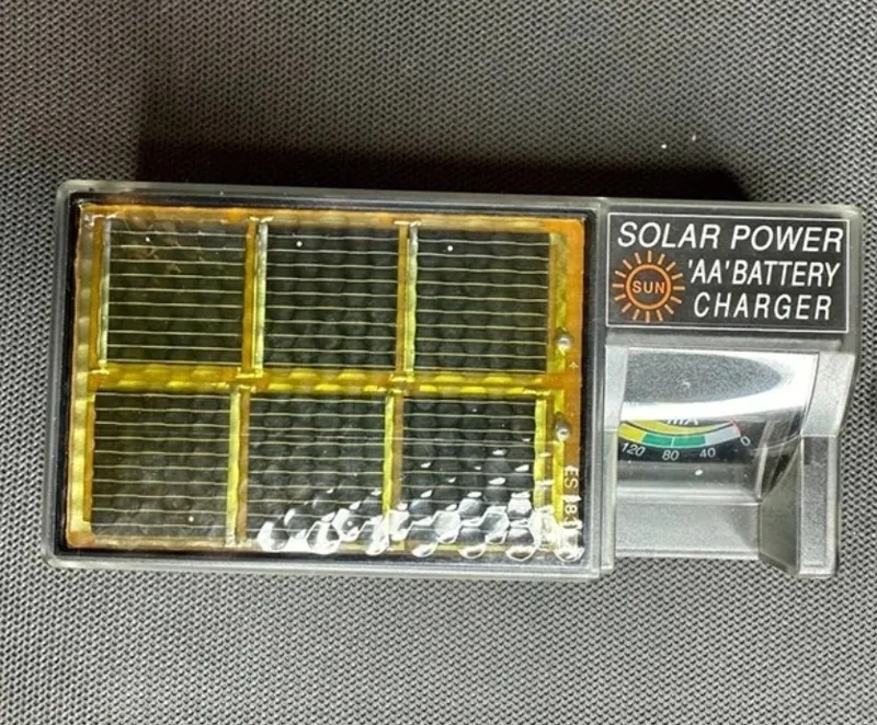 شارژر خورشیدی باتری AA قلمی | مناسب باتری قلمی
