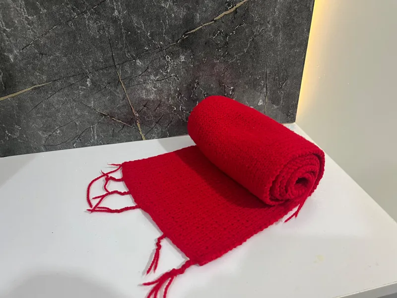 شال گردن بافتنی