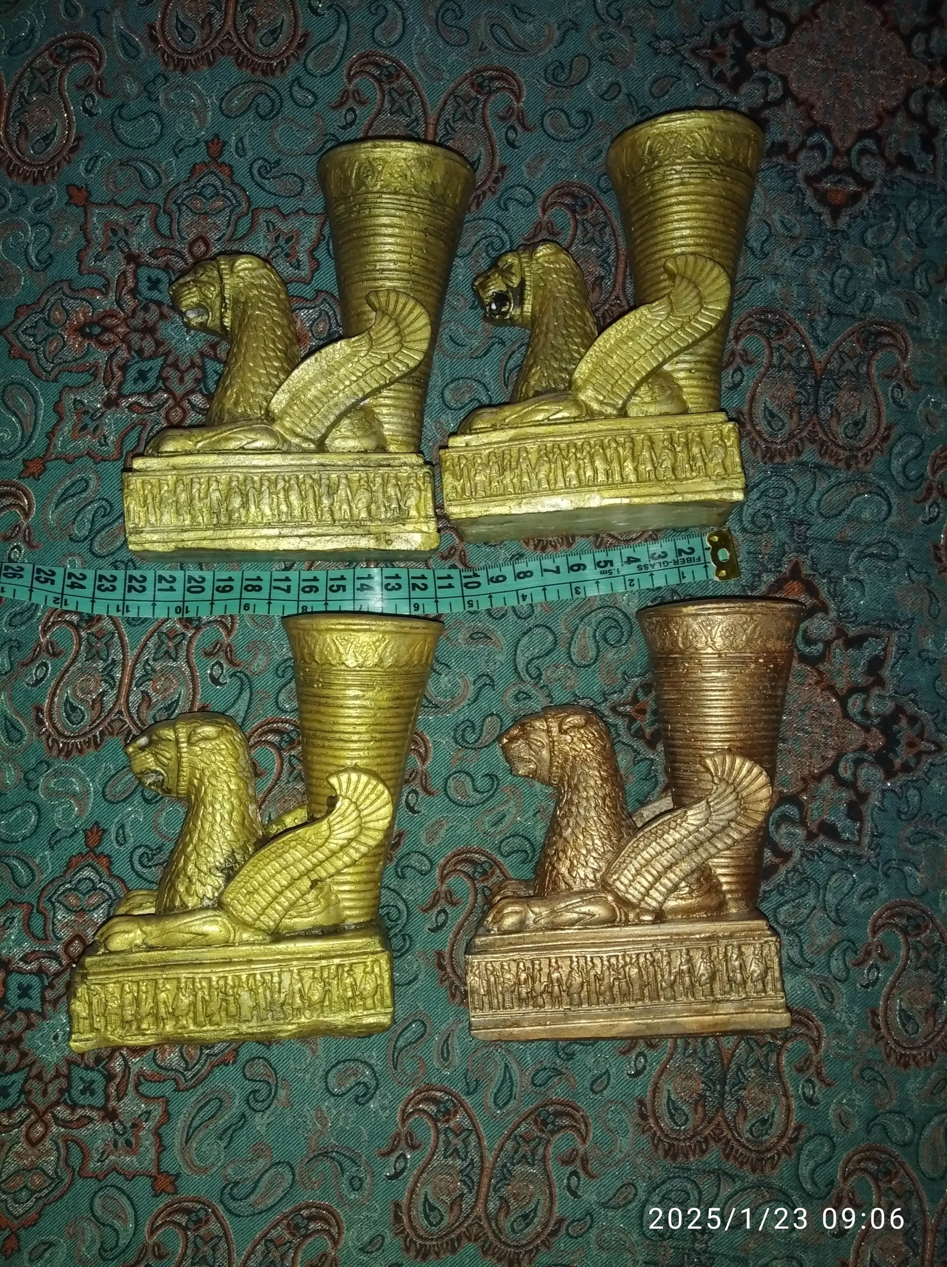 چهار  مجسمه ریتون شیر سه عدد طلایی یک عدد عدد مسی