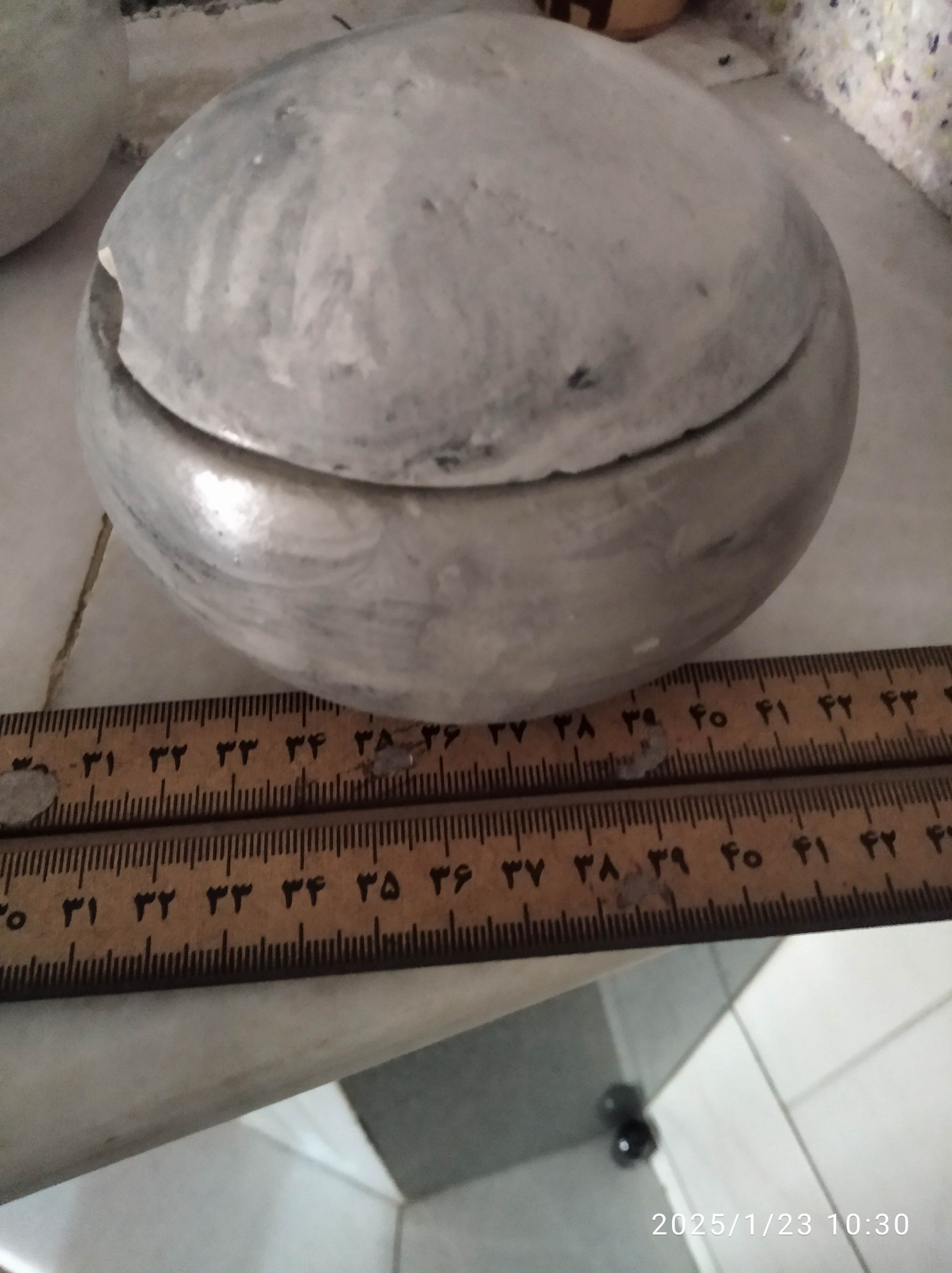 دو عدد قندان به شکل قلوه سنگ