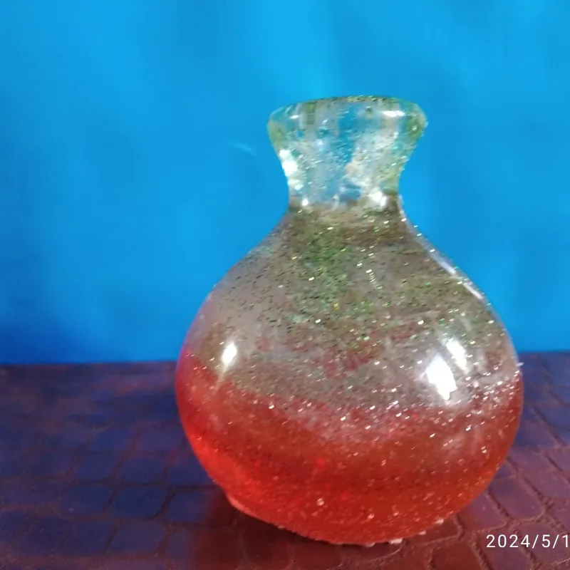 گلدان کوچک دکوری رزینی سه رنگ