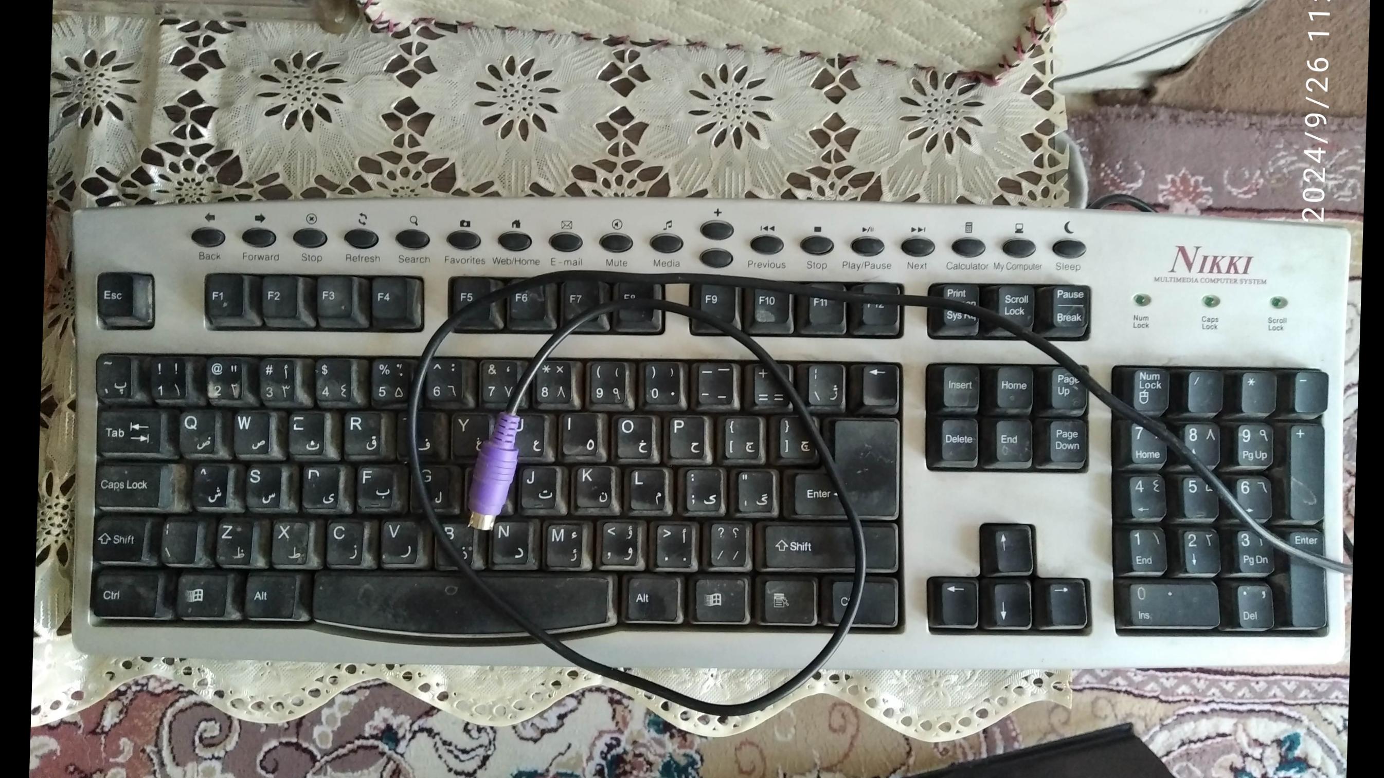 کیبورد کامپیوتر معیوب