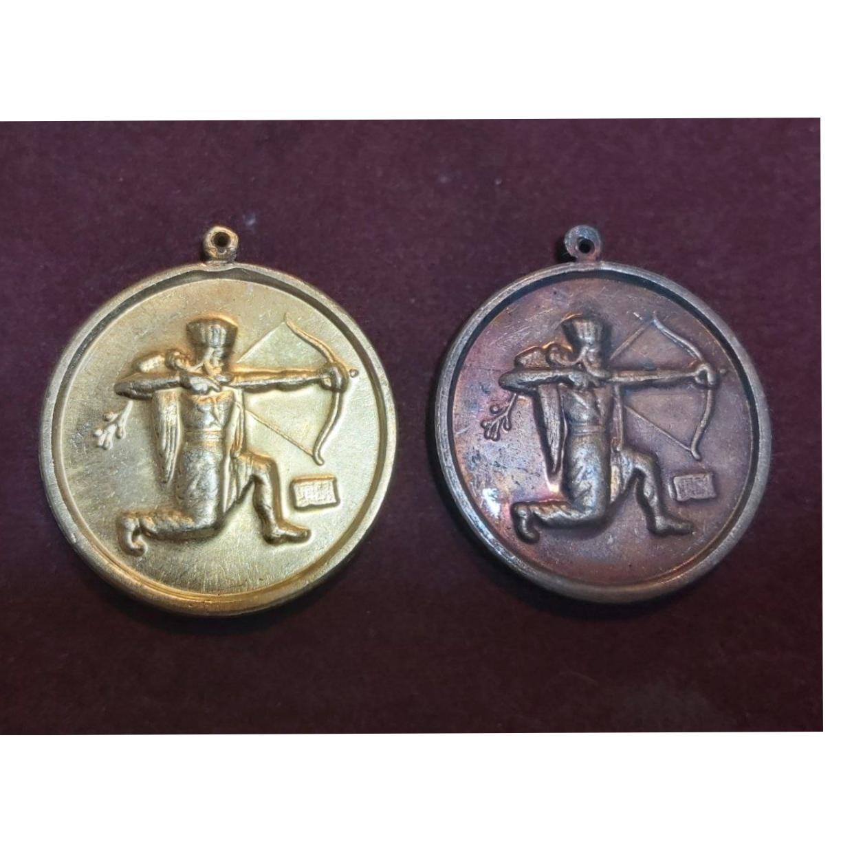 جفت مدال برنزی مسابقات قهرمانی دوره پهلوی