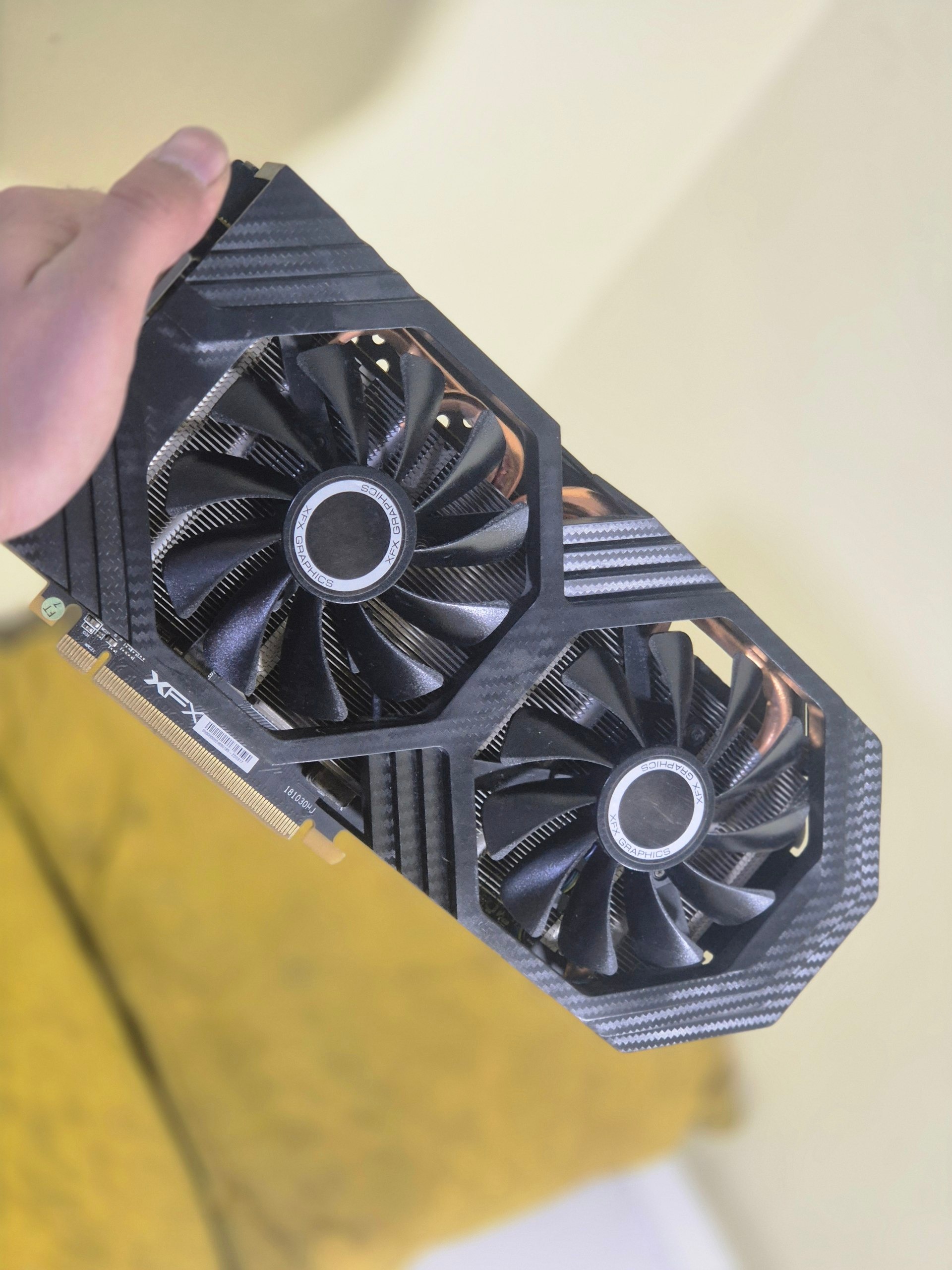 کارت گرافیک RX 580 8 gb همراه با جایزه خرید