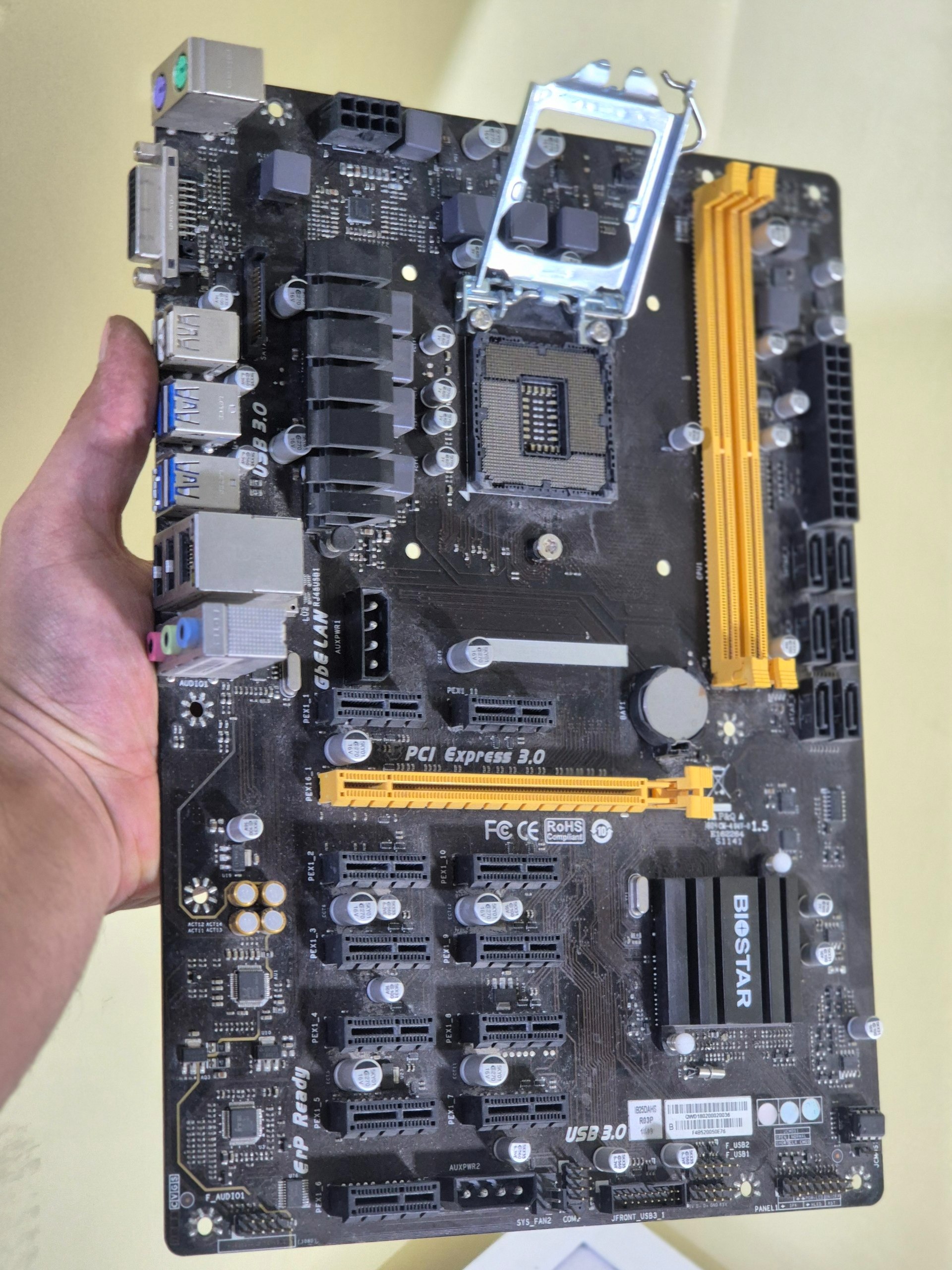 مادربرد b250 بایوستار همراه با جایزه خرید