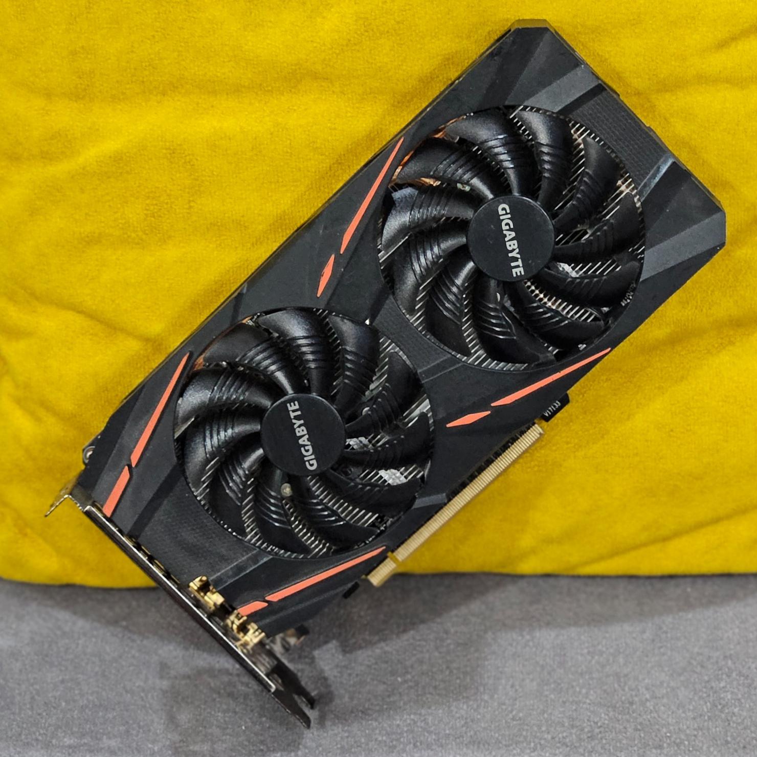 کارت گرافیک Gigabyte RX580 8GB