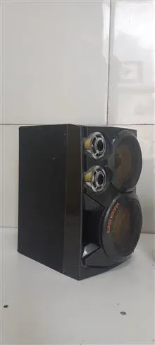 بلندگو