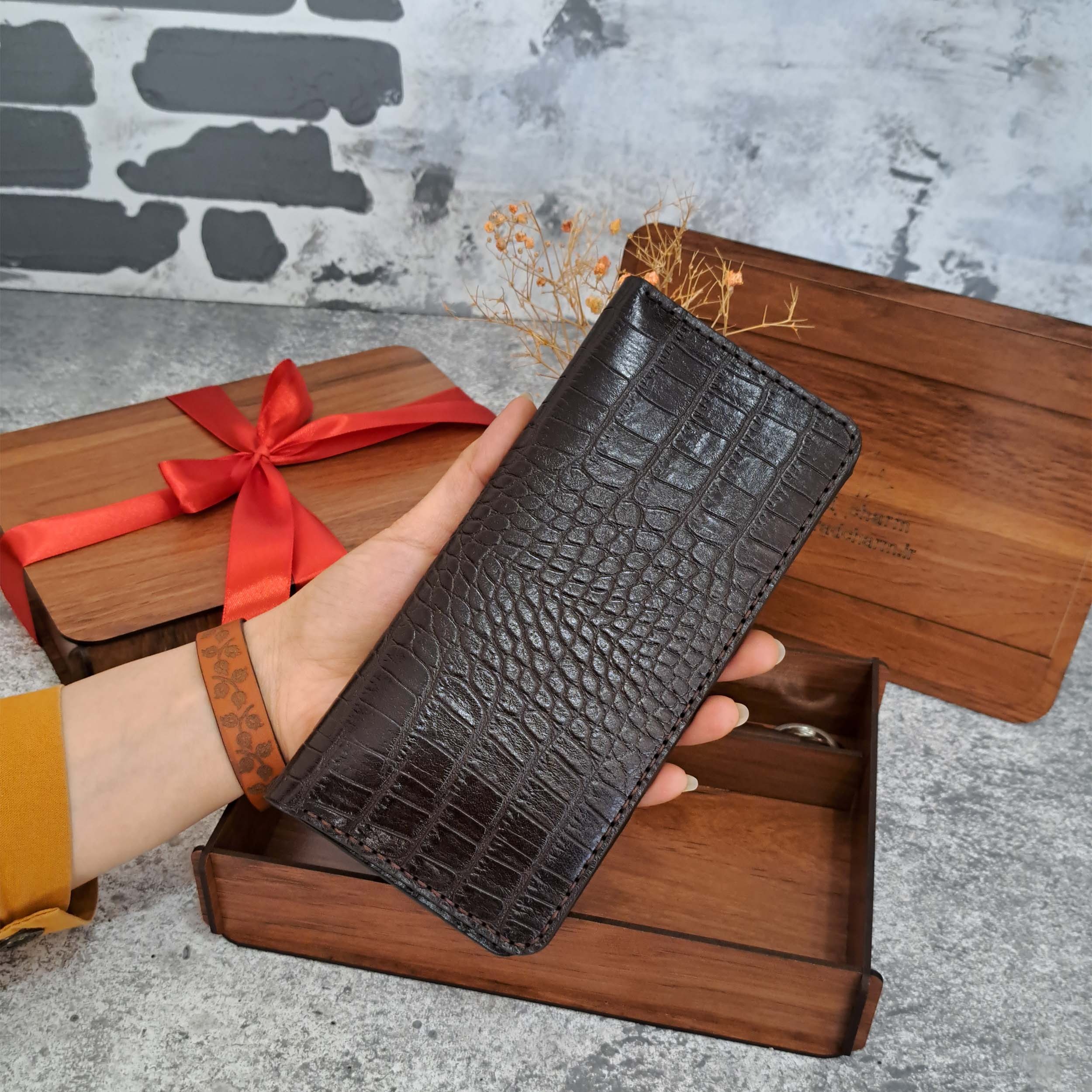 کیف پول چرم طبیعی دست دوز