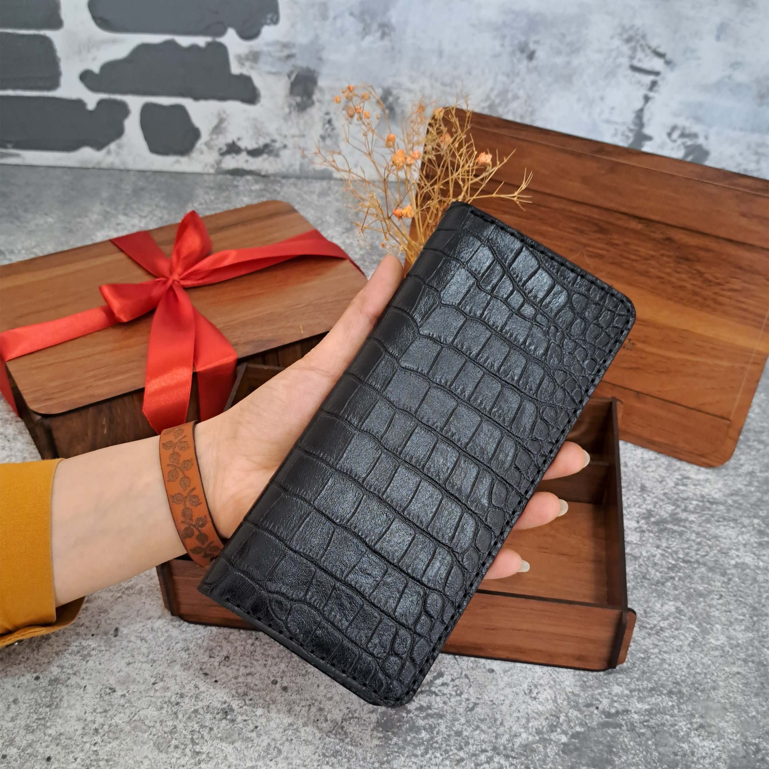 کیف پول چرم طبیعی دست دوز