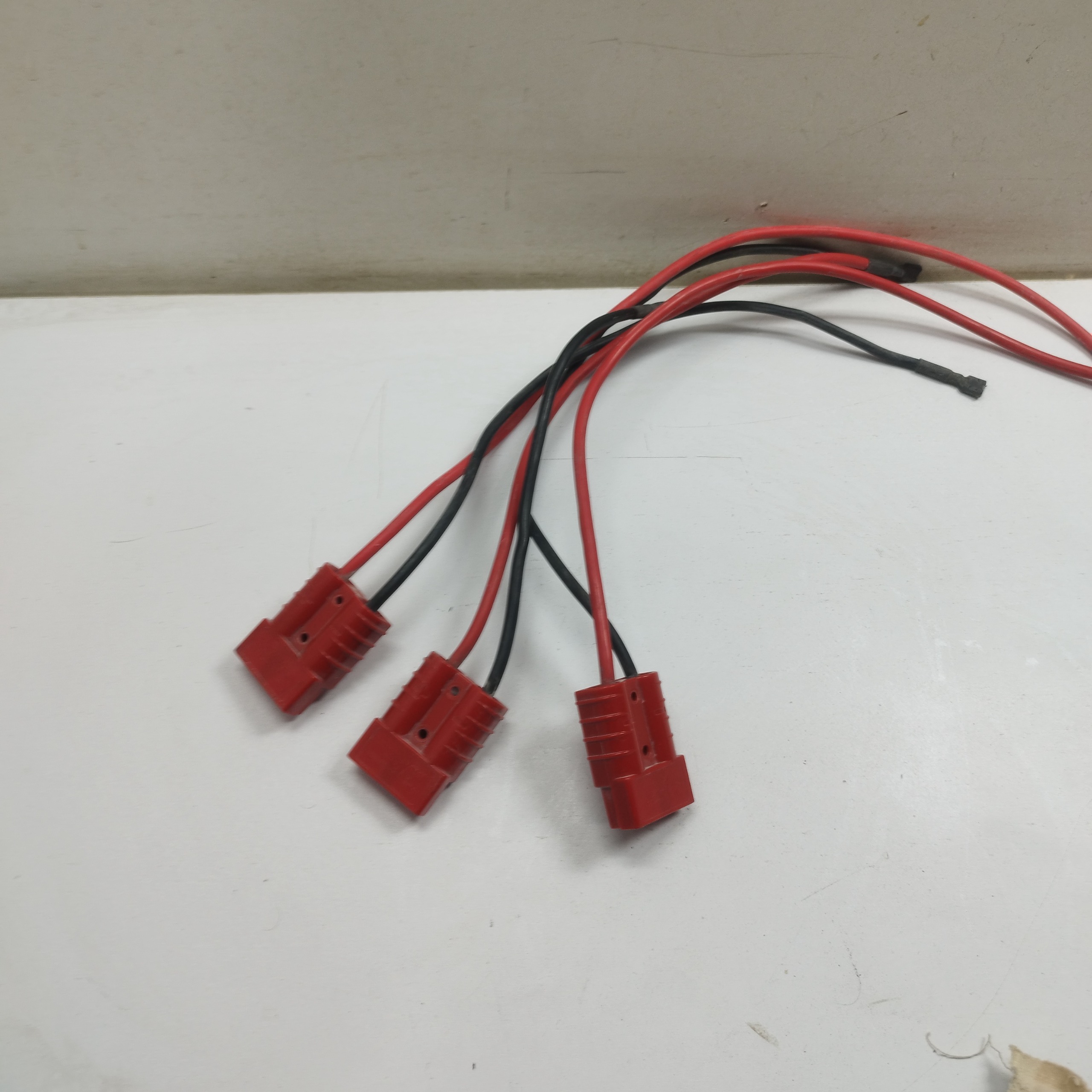 کانکتور UPS فاراتل