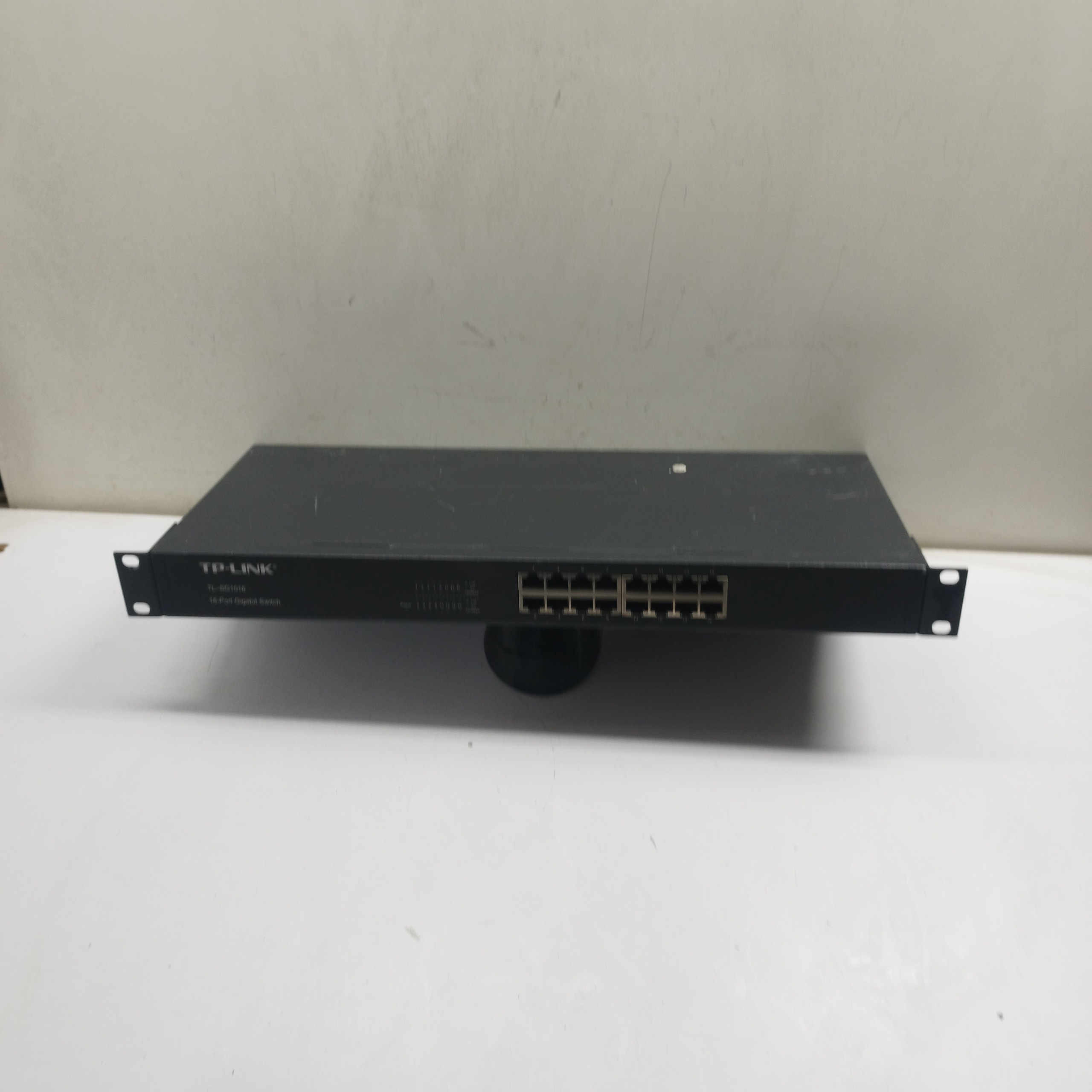 سوییچ گیگابایتی 16 پورت  TP LINK