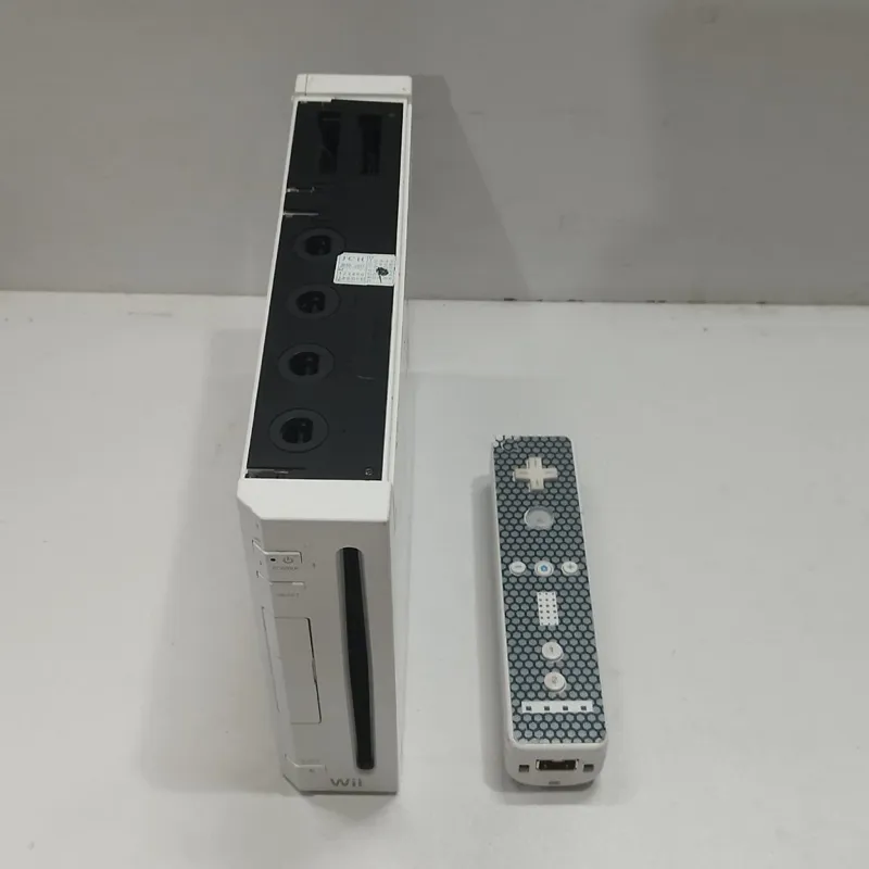 نینتندو Wii مطابق تصویر