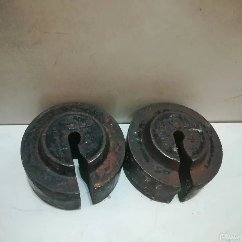 وزنه ترازو قدیمی