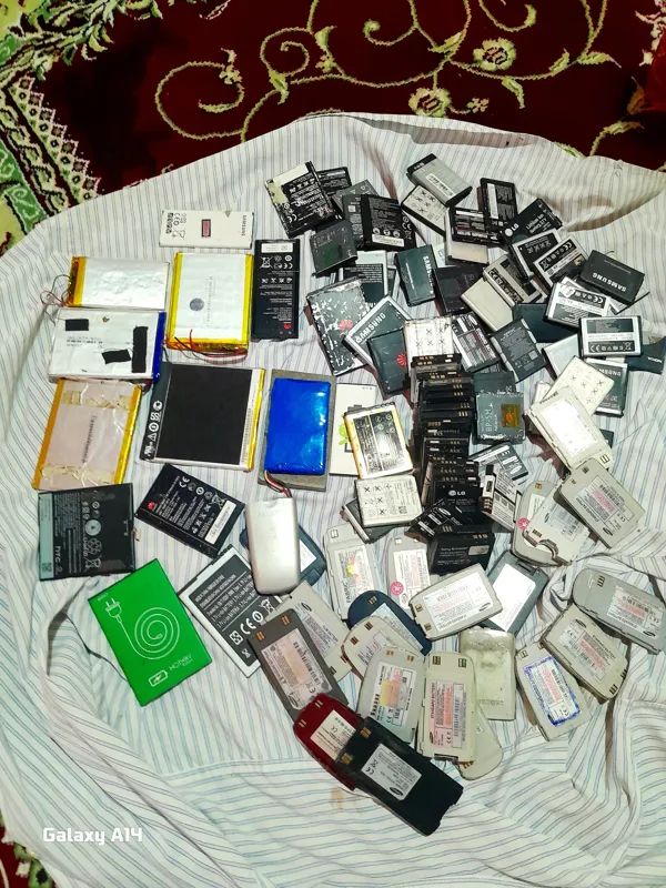فروش باتری انواع موبایلی