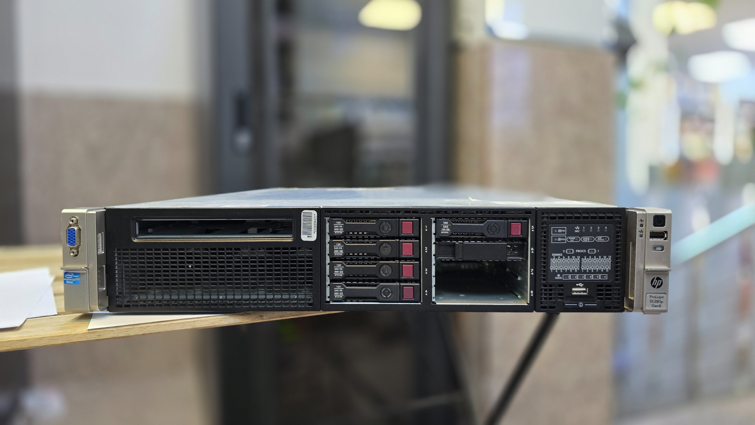 سرور HP ProLiant G8