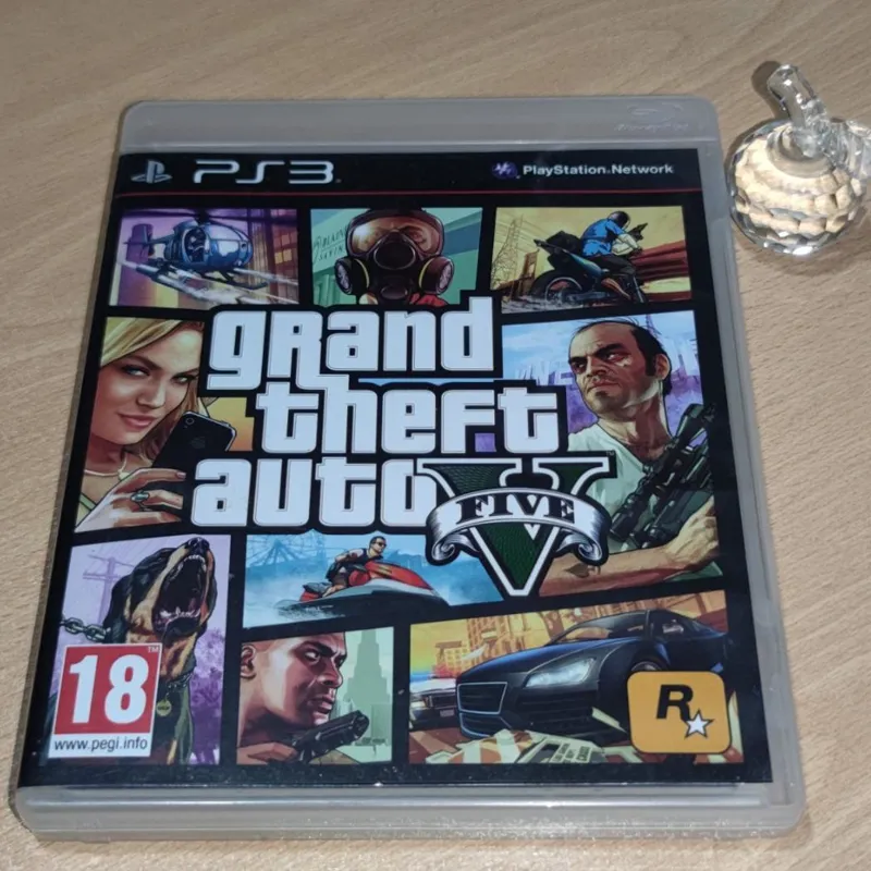 بازی GTA V بسیار تمیز و کلکسیونی