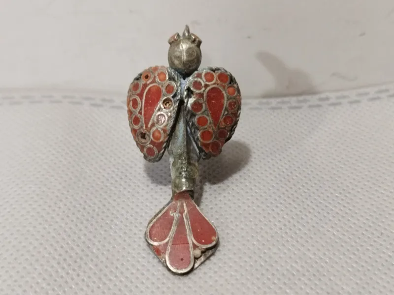 انگشتر قدیمی پرنده مرجان کاری شده