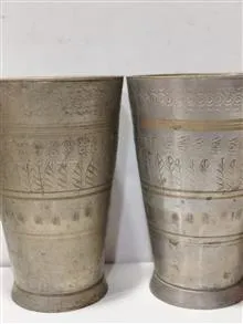 یک